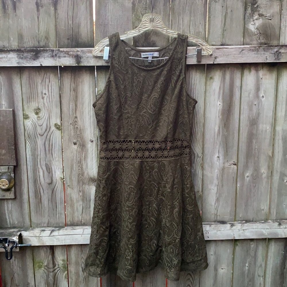 Bailey Blue green crotchet dress sz. XL